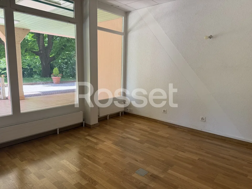 Arcade d'env. 81 m² au rez-de-chaussée
