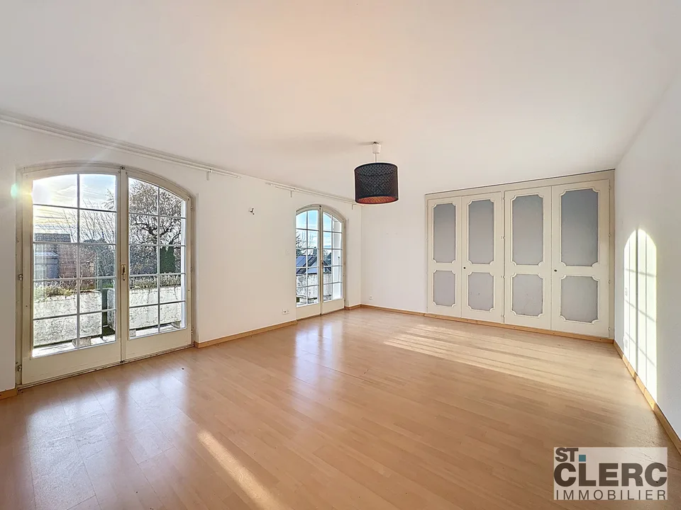 Bel appartement de 7 pièces avec jardin privatif – Foto 10 von 13