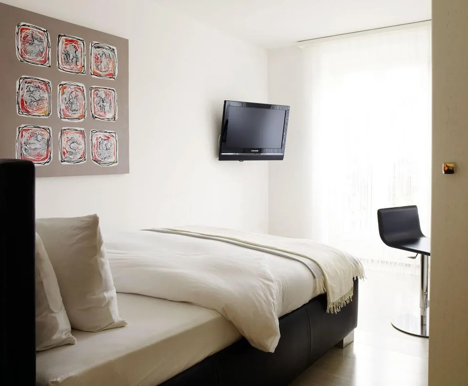 Studio Mini, Kitchenette -  Serviced Apartment with Weekly Housekeeping Included