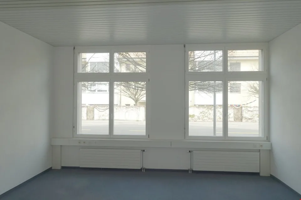 Vente/formations/bureaux/exposition/entrepôt/salles de pratique à prix abordables – photo 9 sur 17