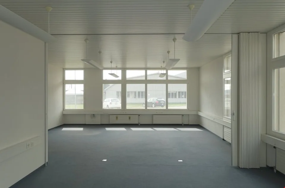 Affordable sale/training/offices/exhibition/warehouse/practice rooms