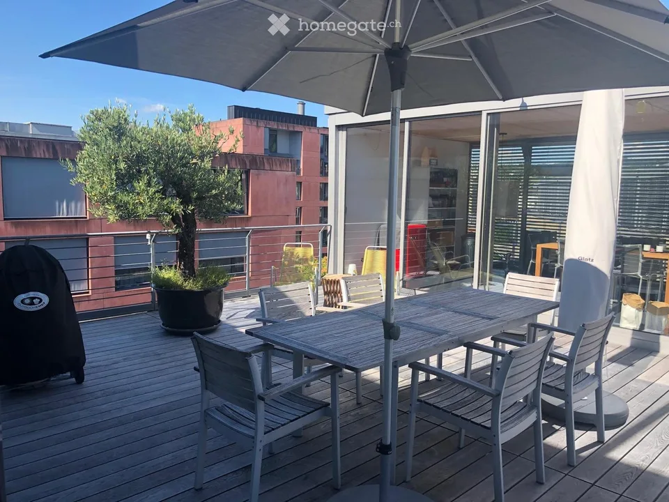 Exclusive Attic LOFT Apartment in the Sulzer Area – Unique Panoramic View & Urban Luxury