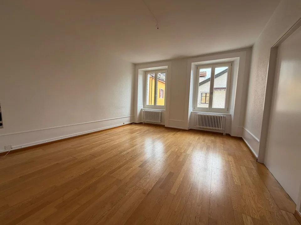Appartement 2.5 pièces au rez-de-chaussée à La Chaux-de-Fonds