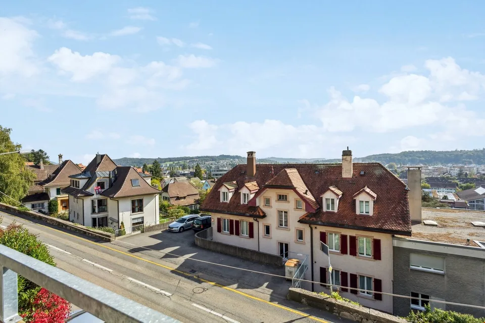 Moderne Wohnung mit Blick auf das Stadtzentrum – Foto 12 von 13