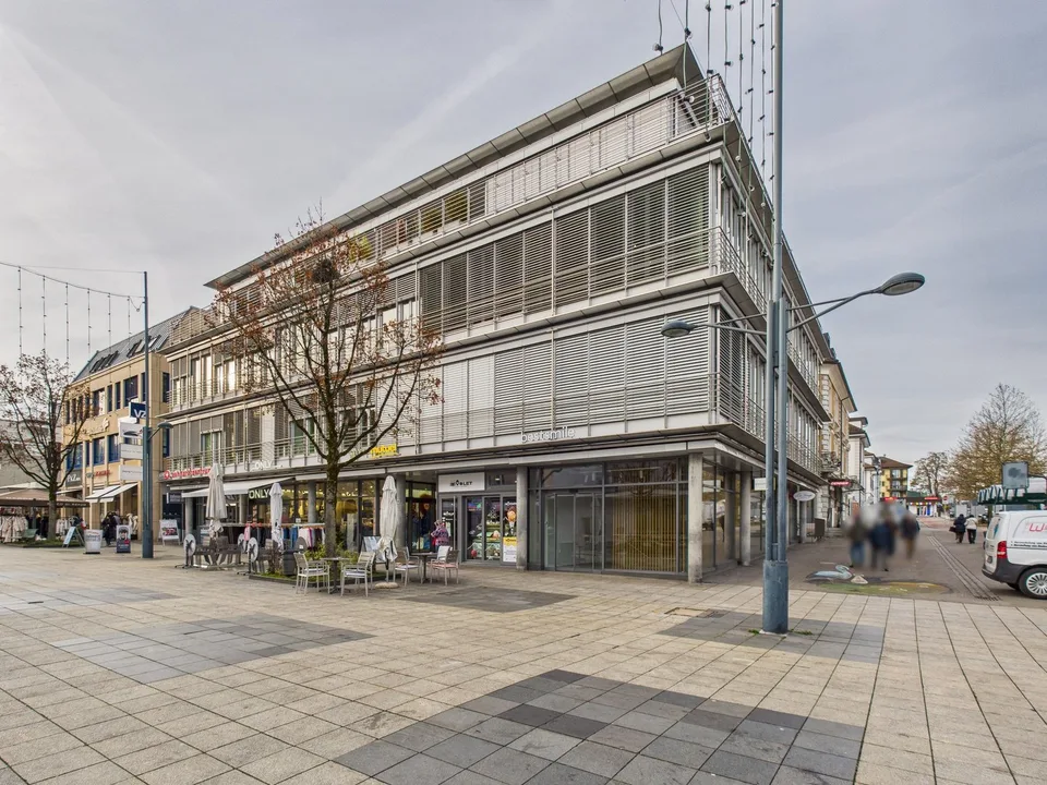 Moderne Ladenfläche mit hoher Visibilität an zentraler Lage in Wil