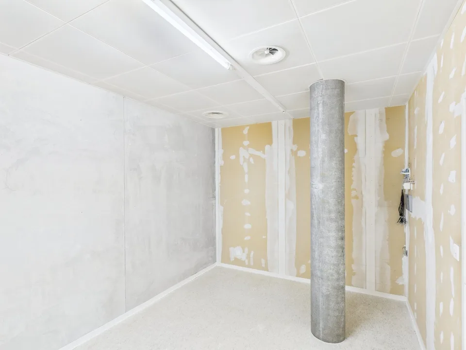 Spazio commerciale moderno con alta visibilità in una posizione centrale a Wil – foto 17 di 17