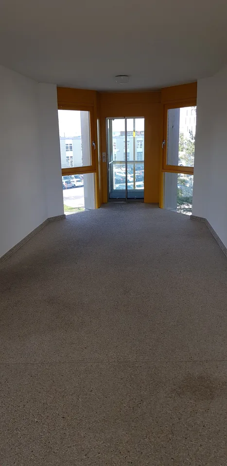 Espace de bureau dans un immeuble commercial 15 m2