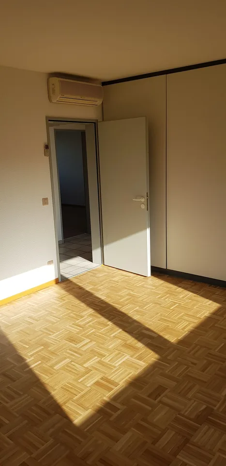 Büroräumlichkeit in Gewerbehaus 15 m2
