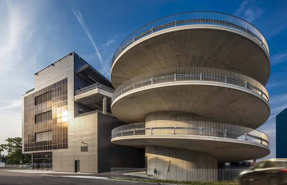 FAHRWERK Winterthur 530m² spazio commerciale polivalente in affitto