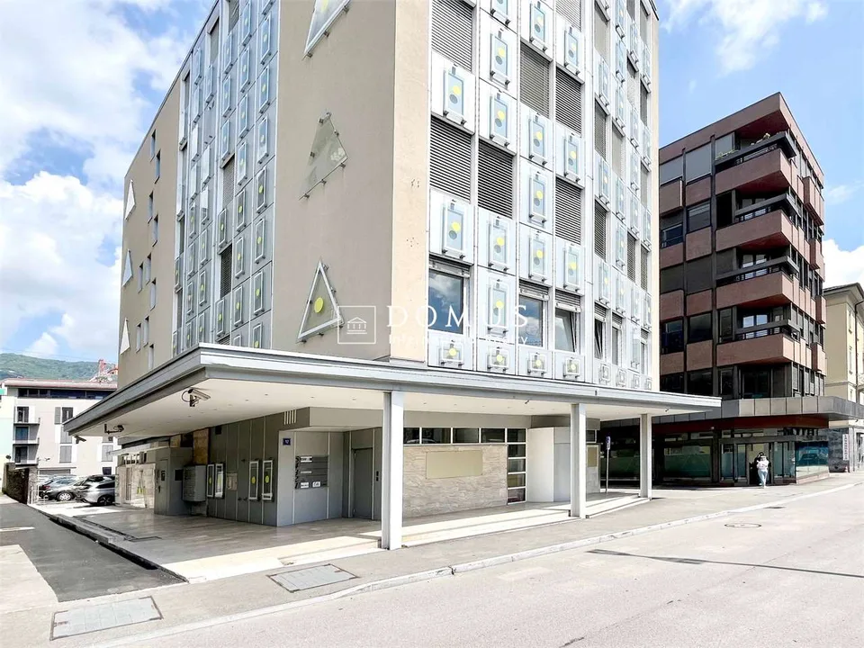 Zentrales und komfortables Büro