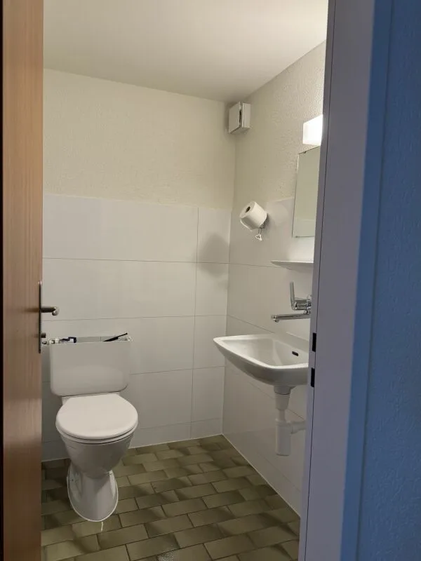 Büroräumlichkeiten im Sockelgeschoss der Burgunderstrasse 15 in 4153 Reinach