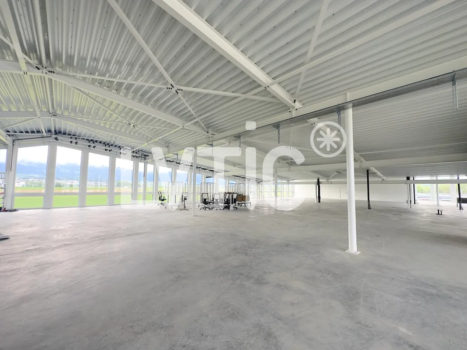 Atelier, labo de 800 m2 divisibles dès 300 m2 à louer à Chavornay