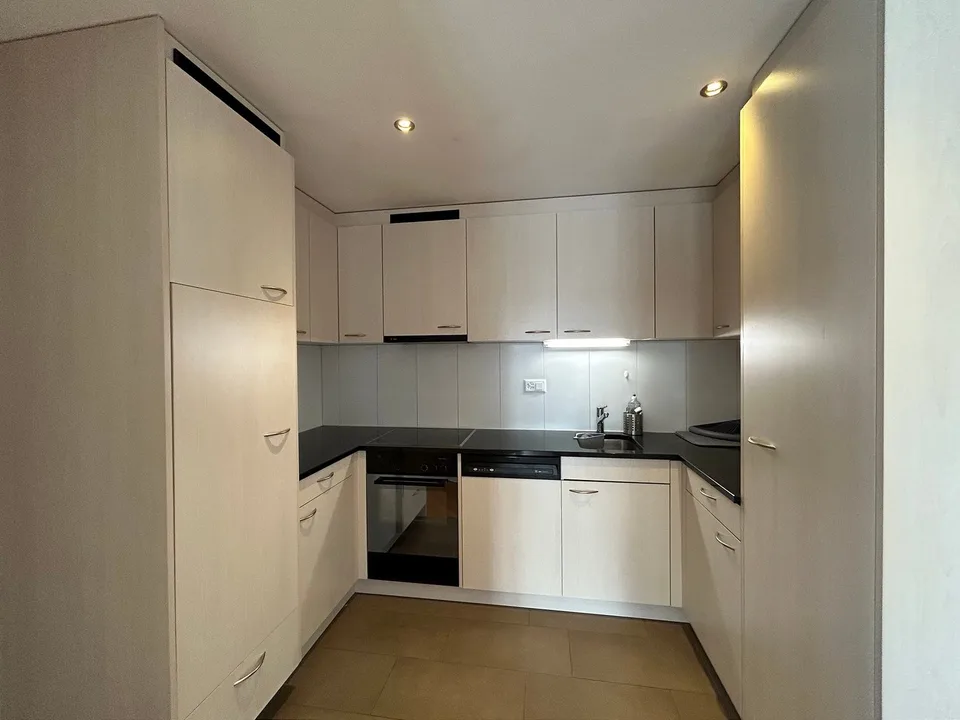 02983 - Appartamento 3 Locali (B45) - RTE WILHELM-KAISER 9 - FRIBOURG – foto 7 di 9