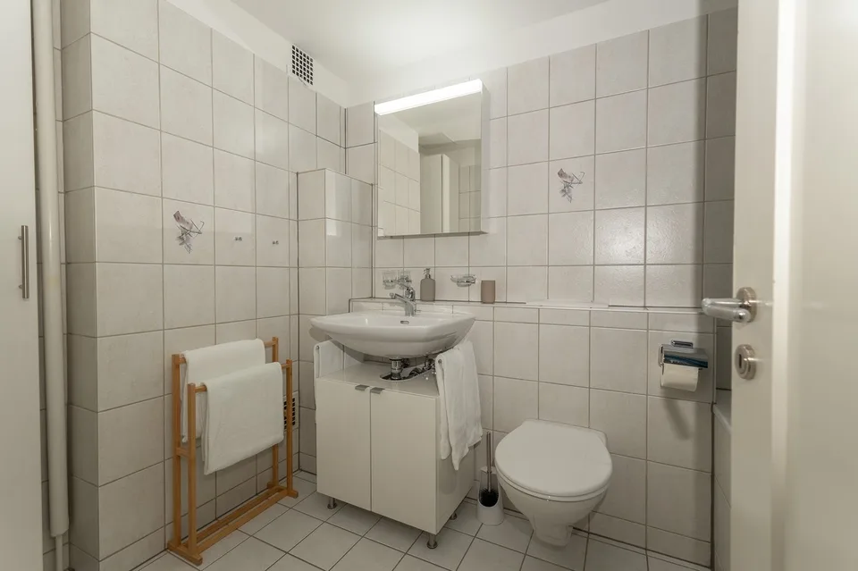 Central 3.5 -room flat with dishwasher, washing machine, tumble dryer and balcony – photo 7 of 20