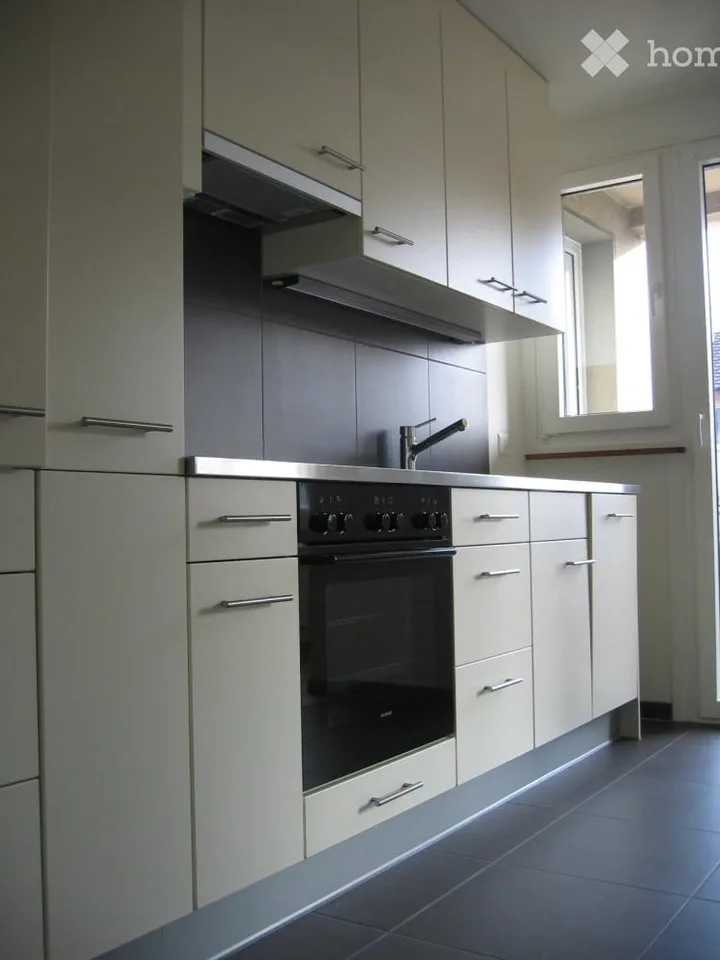 Sonnige, ruhige 2.5- Zimmer Wohnung