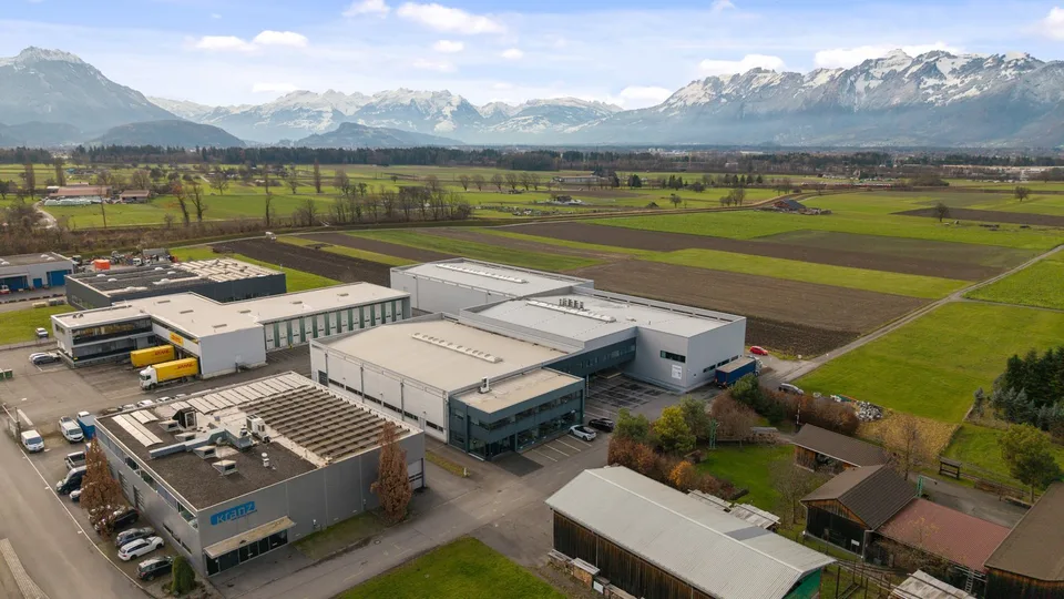 Attraktive Gewerbeimmobilie mit Lager-, Logistik- und Büroflächen