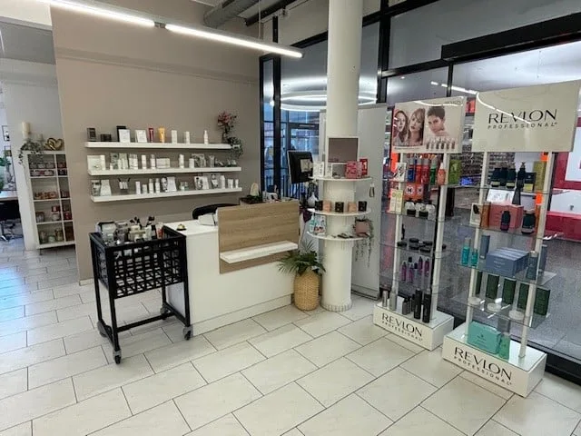 Ihr neues Coiffeur-/Beauty- oder Verkaufsgeschäft – Foto 7 von 7