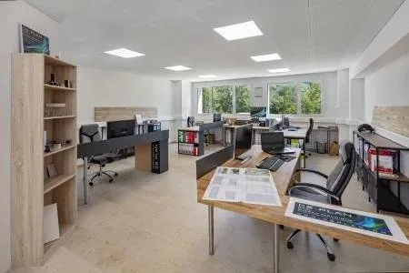 BUREAUX, CABINETS MEDICAUX/THERAPIE, INSTITUTS, etc. – photo 12 sur 17