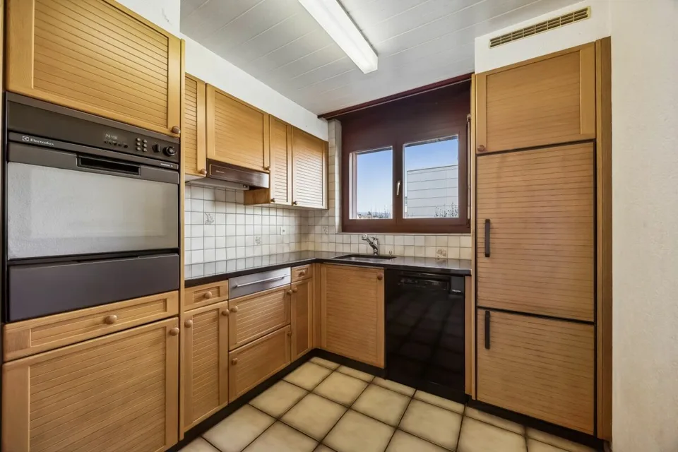 4.5-Zimmer-Wohnung mit Balkon und Cheminée in Seenähe
