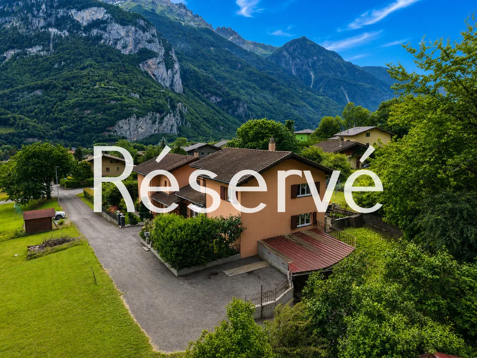 Calme, fonctionnelle et sans vis-à-vis : superbe villa à découvrir !