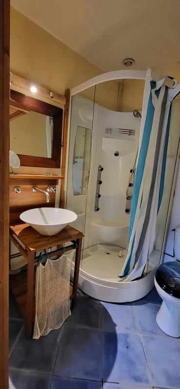 Eigentum zu verkaufen 10 Zimmer VIELLE LOURON (65)