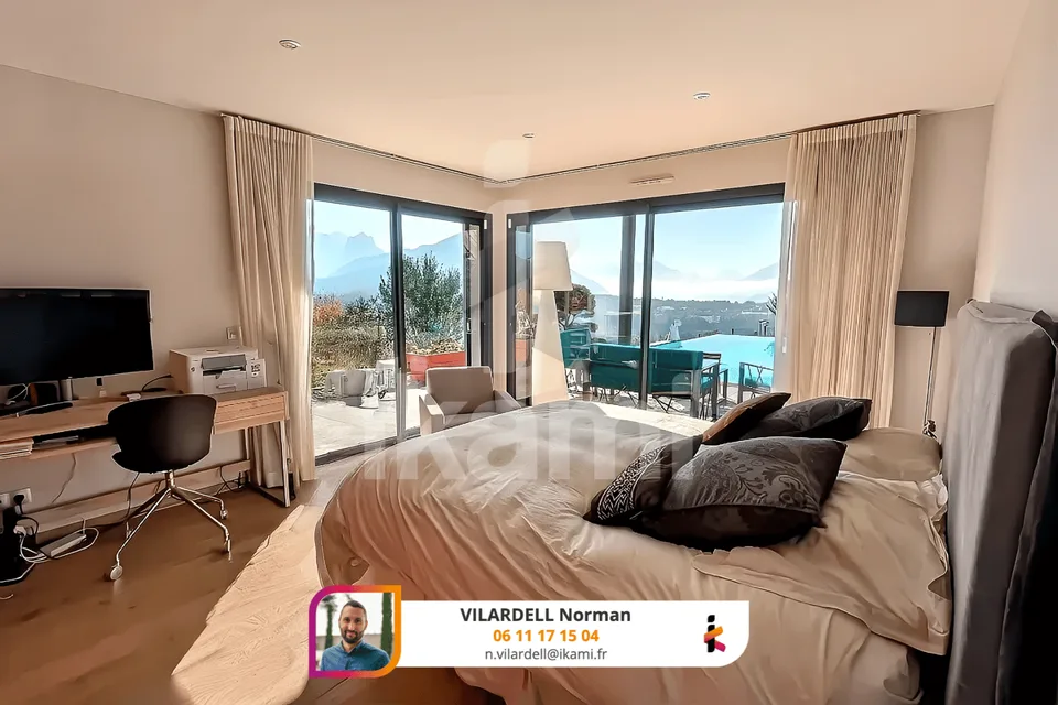 Villa mit außergewöhnlichem Blick – Foto 9 von 13