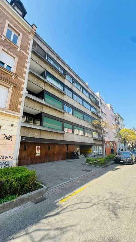 Charmante 3.5-Zimmer-Wohnung im lebendigen Matthäus-Quartier