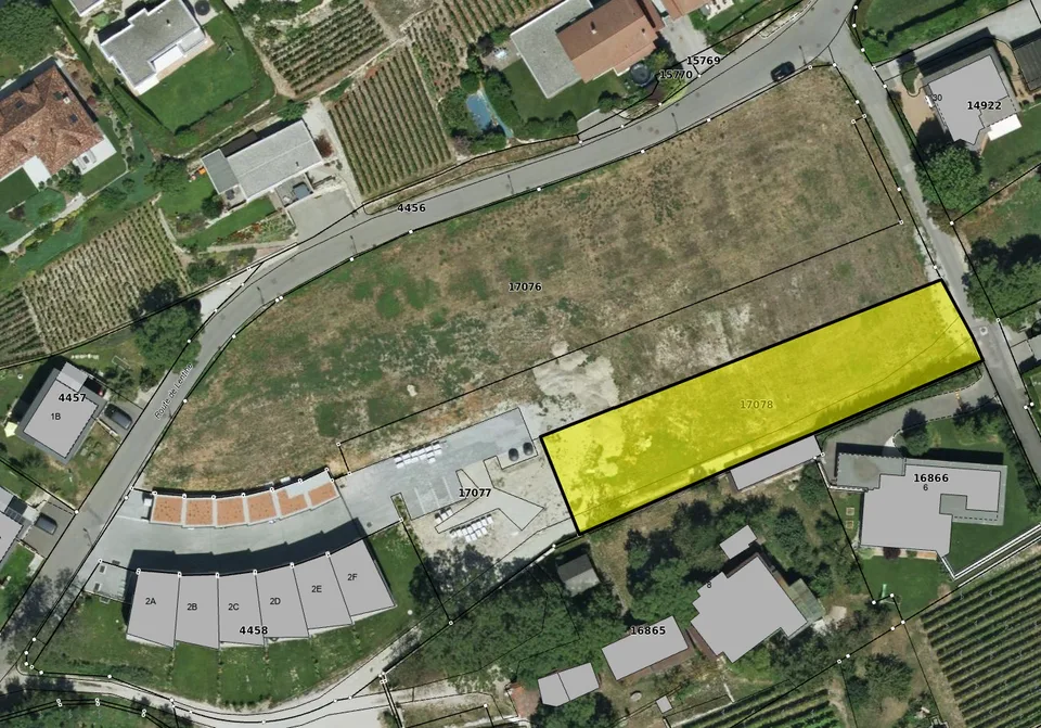 Terrain à bâtir dans une zone privilégiée des hauts de Sion