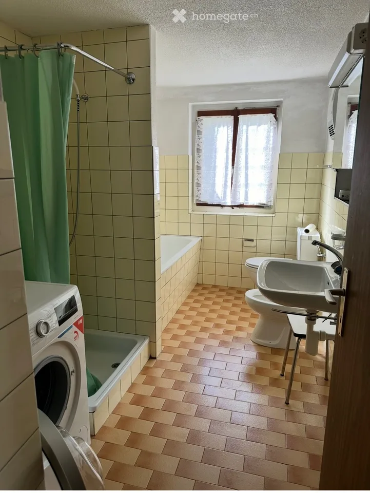 Dalpe vendiamo bellissimo appartamento 3,5 locali.