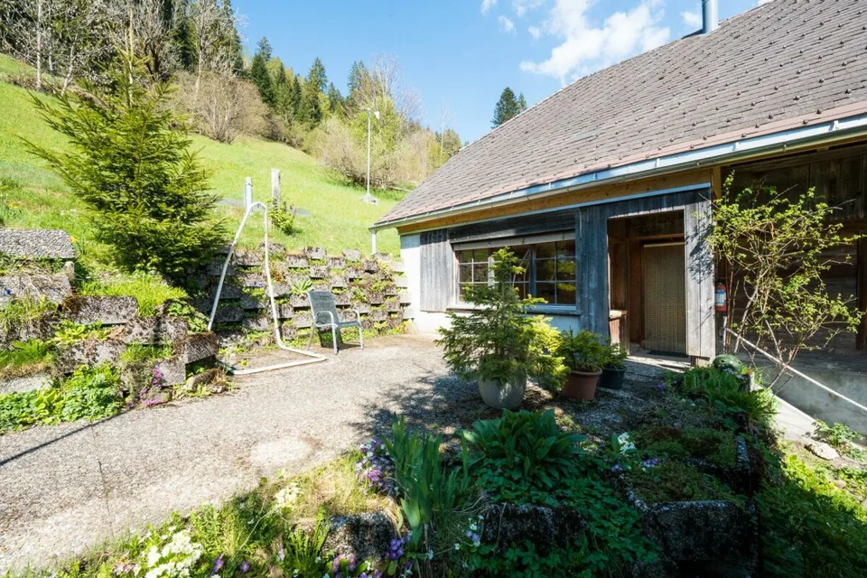Deux maisons d'habitation avec atelier et magasin – photo 6 sur 30