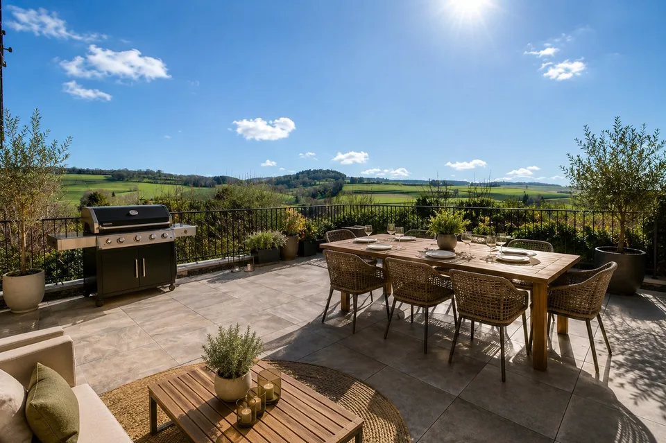 Spacieuse villa individuelle 7.5 pcs avec vue dégagée