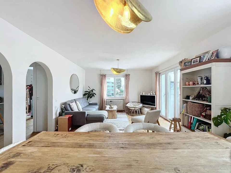 Charmant appartement de 3,5 pièces entièrement rénové