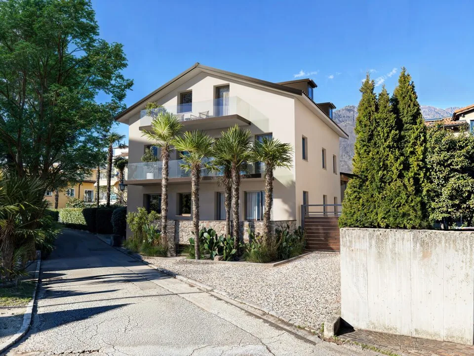 Nuovo elegante attico ad Ascona
