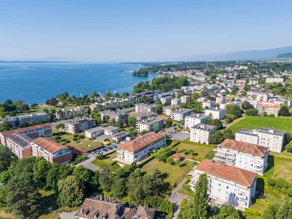 Duplex di lusso di 7,5 locali con vista sul Lago di Ginevra e le Alpi