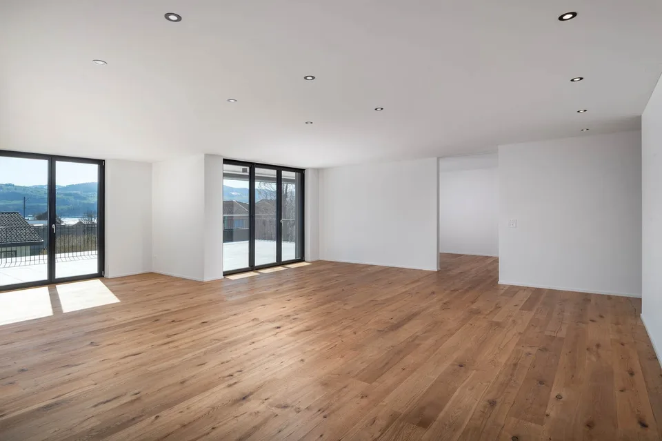 Exklusive und hochwertige 4.5-Zimmer-Terrassenwohnung - Ihr Traumdomizil mit Teilseesicht in Uerikon – Foto 7 von 21