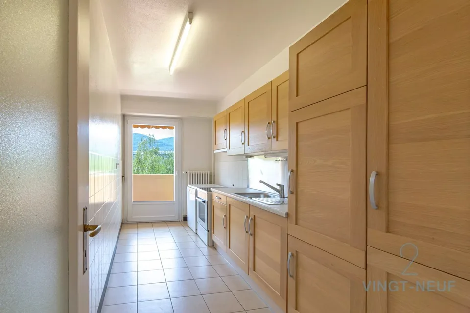 Ideales für eine Familie - 5-Zimmer-Wohnung in der Nähe von Geschäften