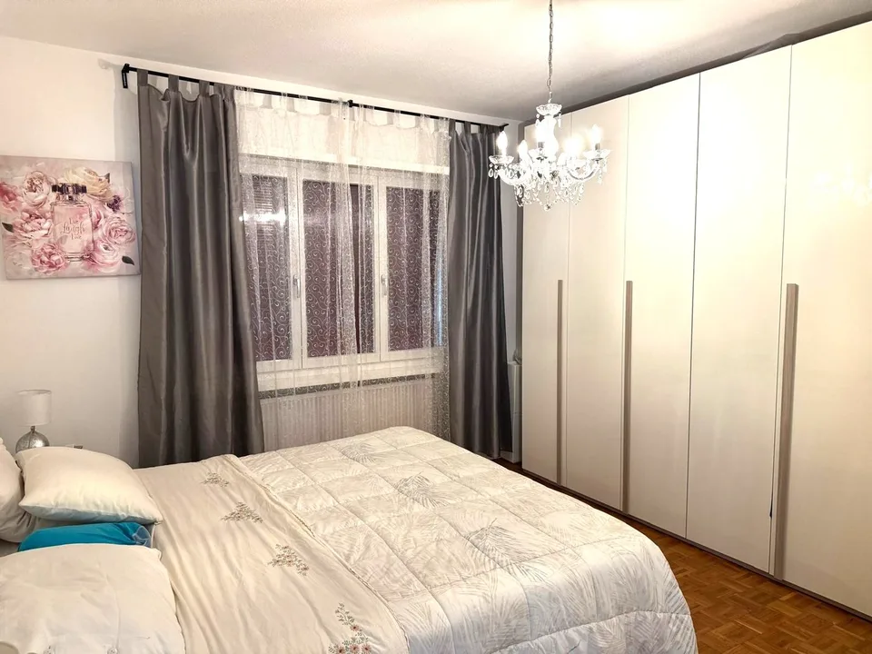 Gemütliche 3.5-Zimmer-Wohnung mit Balkon und Panoramablick in Sementina – Foto 8 von 11