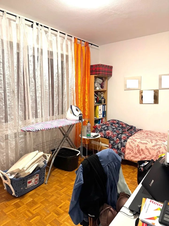 Gemütliche 3.5-Zimmer-Wohnung mit Balkon und Panoramablick in Sementina – Foto 9 von 11