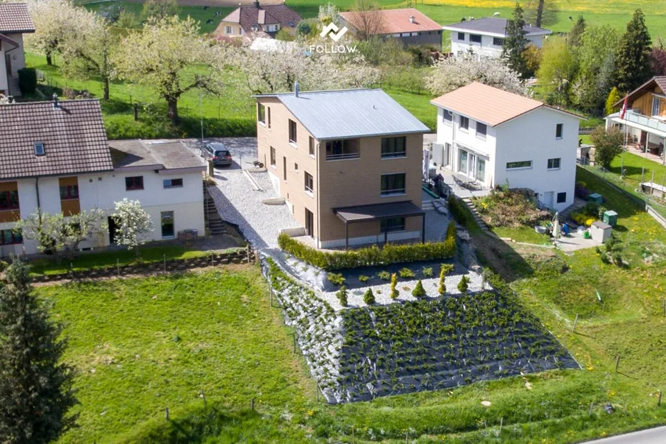 Ich bin ein Zuhause, das mit Herz gebaut wurde - und genau das spürt man in jedem Detail.
