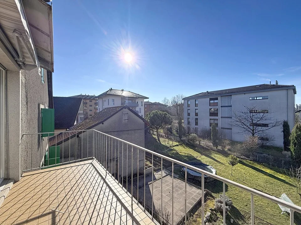 Ecublens, bel appartement au dernier étage