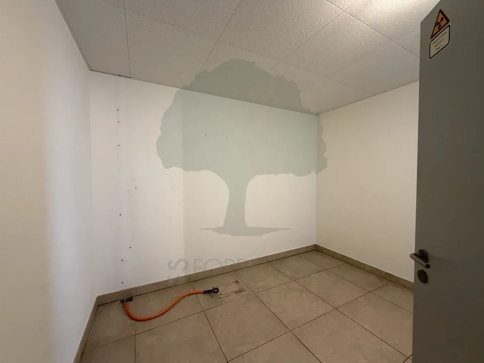 Ärztliche Praxis von 176 m² im Erdgeschoss - Courfaivre – Foto 13 von 13