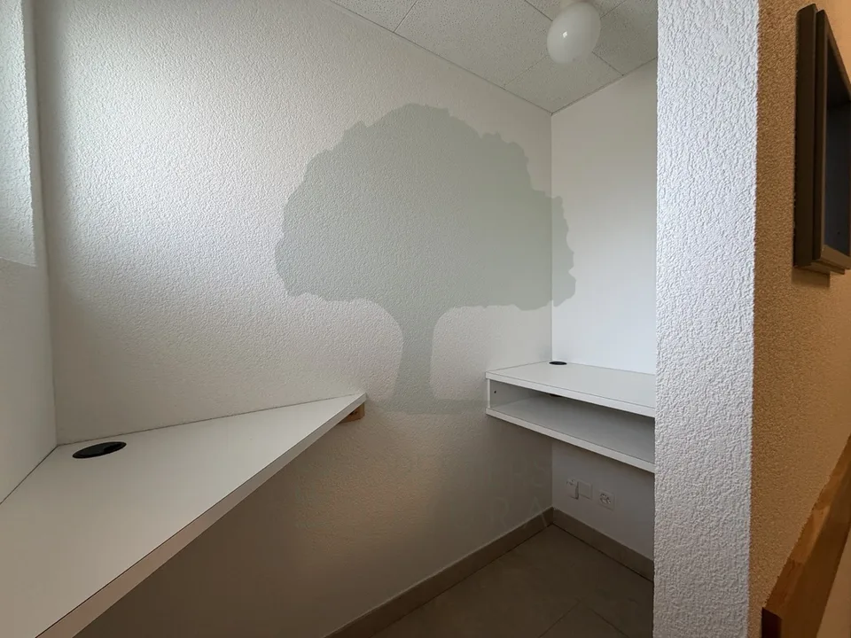 Ärztliche Praxis von 176 m² im Erdgeschoss - Courfaivre – Foto 11 von 13