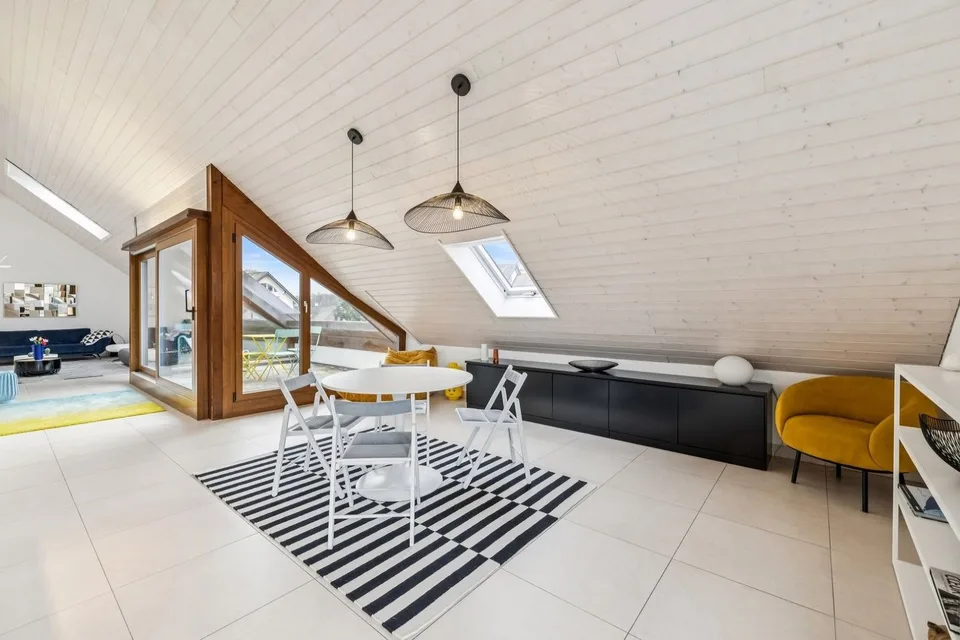 Geräumiges Duplex mit über 200m2 Nutzfläche