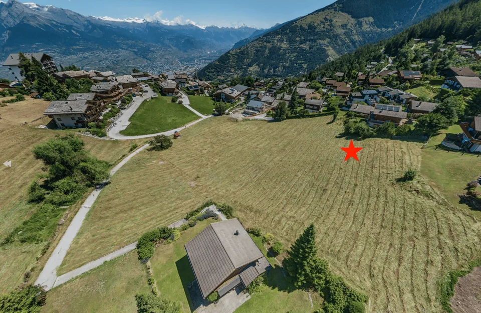 Ampio terreno viabilizzato in un quartiere residenziale molto vicino al centro della stazione – foto 7 di 8
