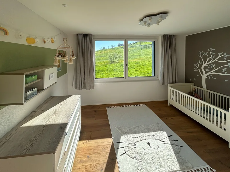 Appartamento in proprietà di 4,5 locali con loggia e vista sul verde