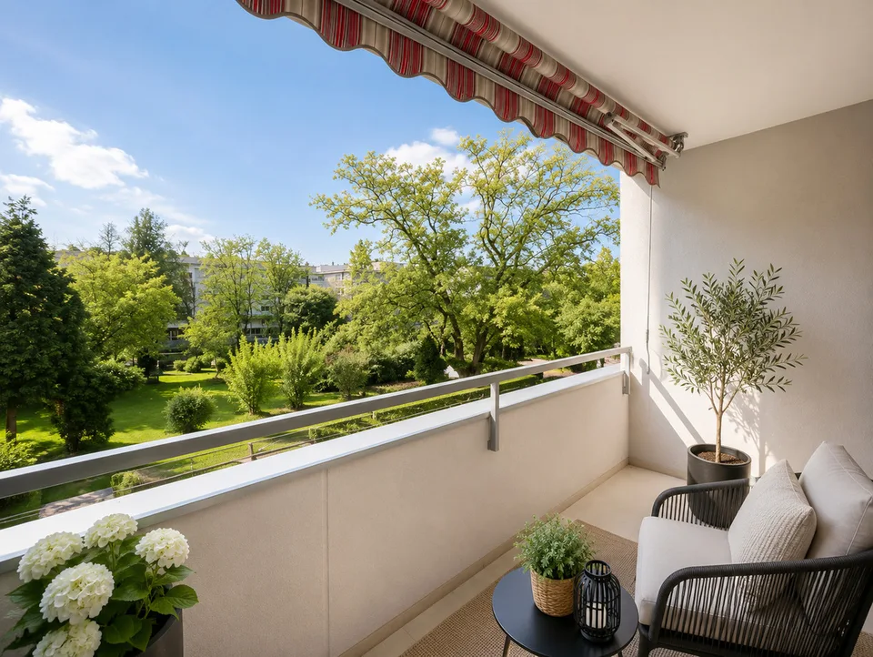 Helle Wohnung mit 2 Balkonen, Lift und Einstellhallenplatz