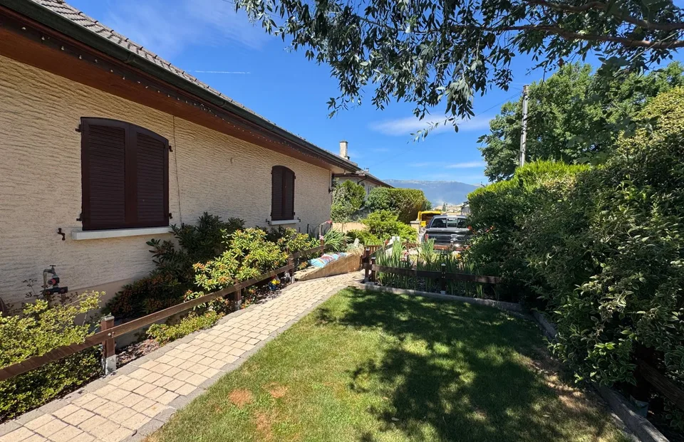 Villa di 8 locali in viager occupata senza affitto – piscina e giardino – Vernier (GE)