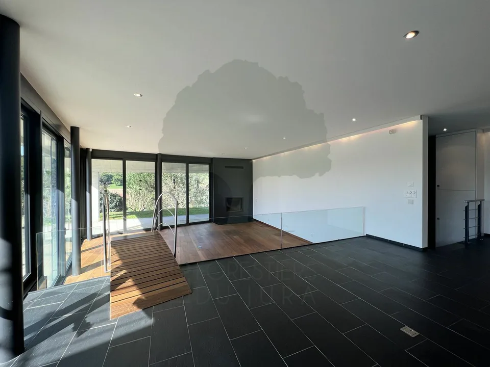 Magnifique maison d'architecte de 300m2 sur une parcelle de 2'333m2