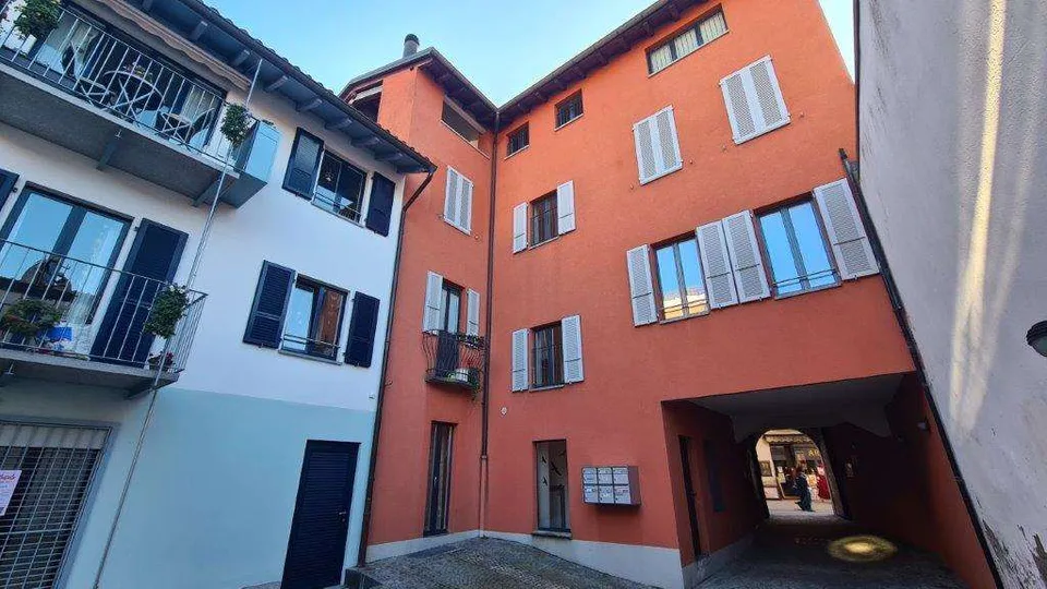MENDRISIO ZENTRUM: SEHR GEEIGNETES 2.5 ZIMMER OBJEKT IN FUSSGÄNGERZONE – Foto 6 von 6