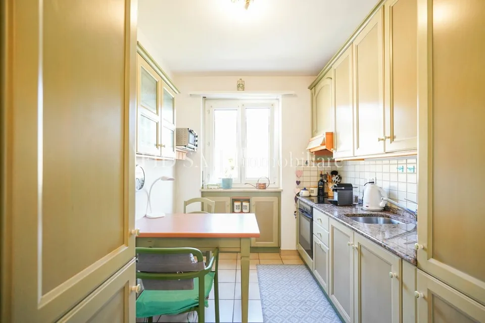 LOSONE - Spazioso 3.5 locali in zona residenziale tranquilla – foto 6 di 10